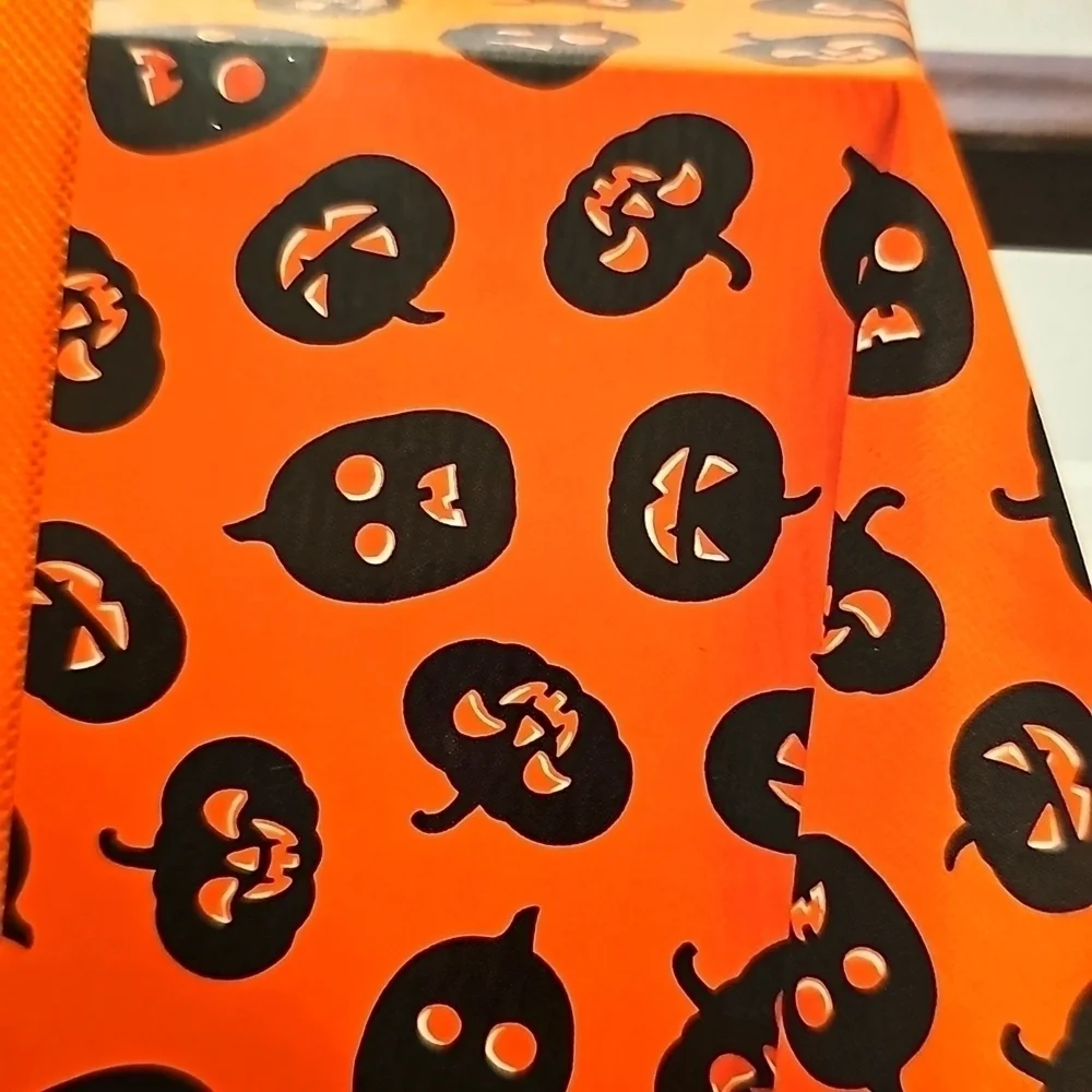 NWT Halloween Pumpkin Rectangle PEVA  Tablecloth 60 x 84 inch
